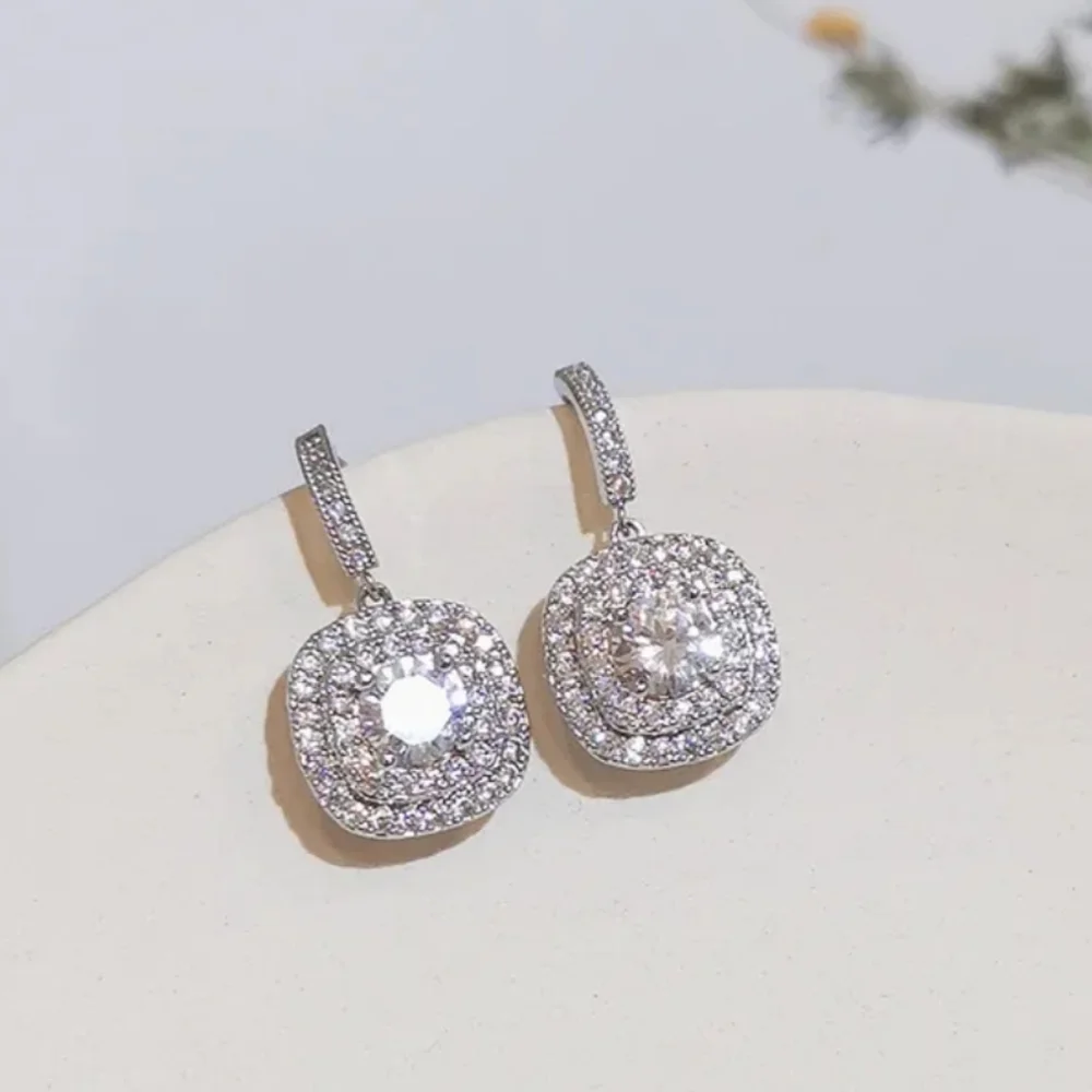Sparkly zircon crystal drop hook dandle drop fashion earrings. - Picture 2 of 4